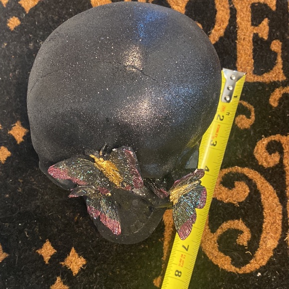 NWT HALLOWEEN Goth Glitter Skull w/ Butterflies - Picture 4 of 5